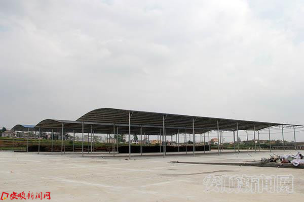 天地合农业公司的蔬菜分拣中心.JPG 天地合农业公司的蔬菜分拣中心.JPG