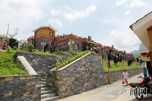 简嘎乡易地扶贫安置点.JPG