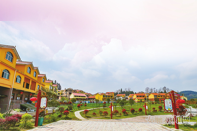 平坝塘约村 □张韬