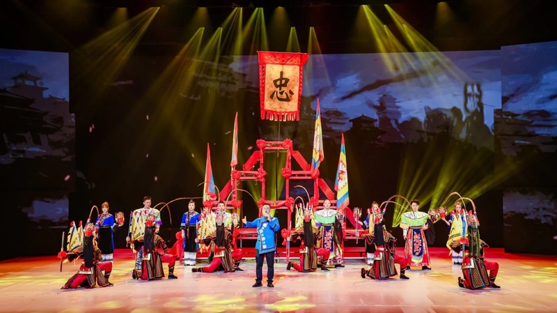 非遗创新 地戏新唱-FZ1002646668.jpg