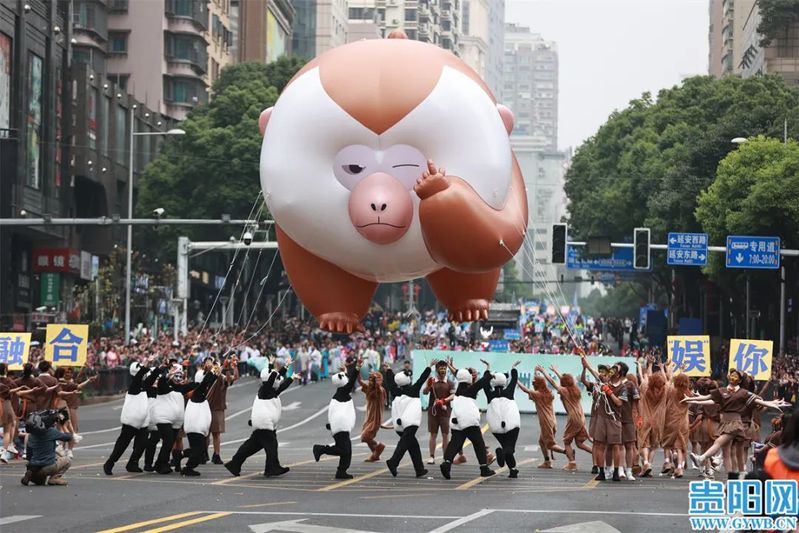 迅游队伍 徐其飞摄 图片