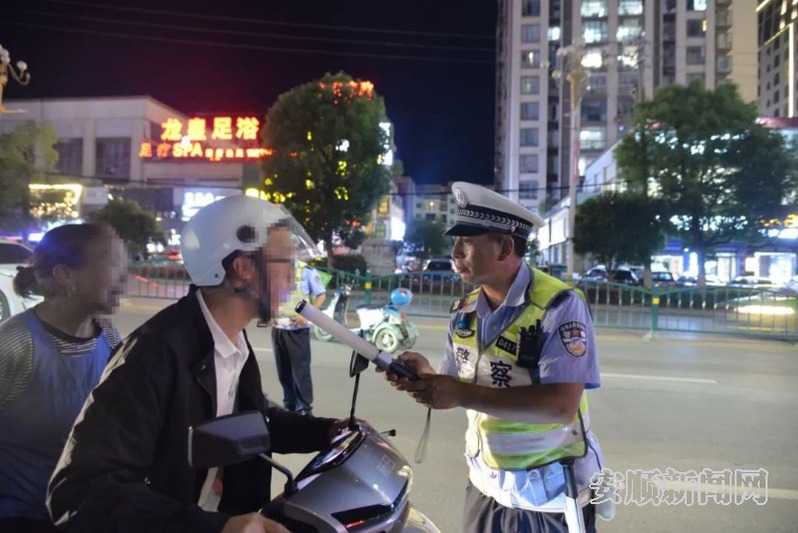 2104-20250617-0334c58a44b24acbbce78bb331deab2b