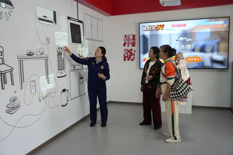 4.当好消防常识的“传播人” (2)-FZ1002843989.JPG