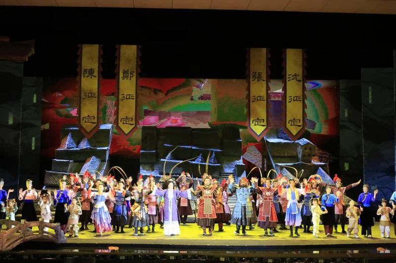 大型原创情景歌舞剧《屯堡长歌》在安顺隆重-FZ1002866218.JPG