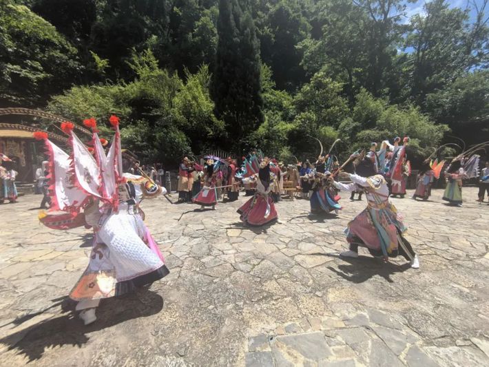 《跟着九哥逛屯堡》 激活文旅新体验-FZ1002905622.jpg