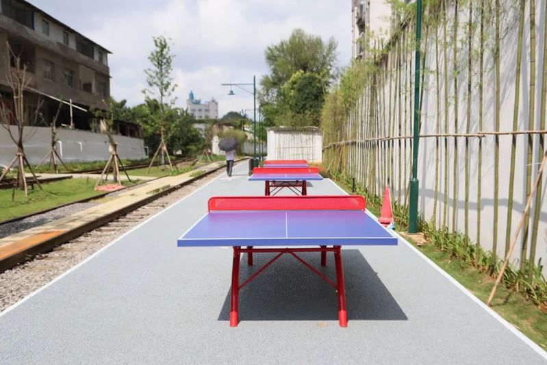 花山绿道的乒乓球桌为被文化景致吸引而来的-FZ1002987412.jpg