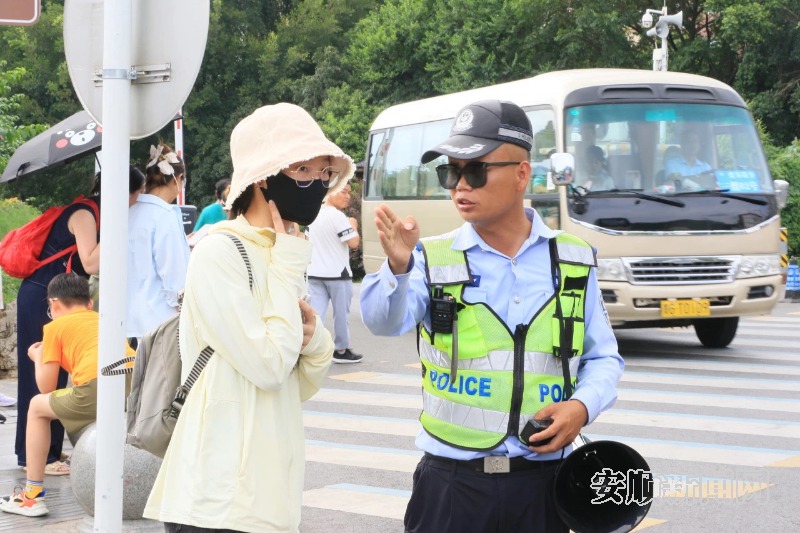 binary_large (8).jpeg